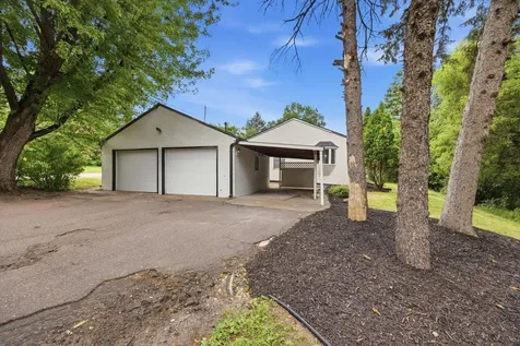445 Lark Avenue E Maplewood MN 55117