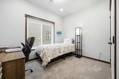 7816 Wild Rose Way Horace ND 58047