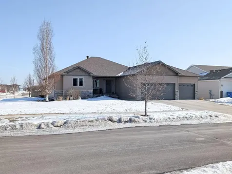6810 24 Street S Fargo ND 58104