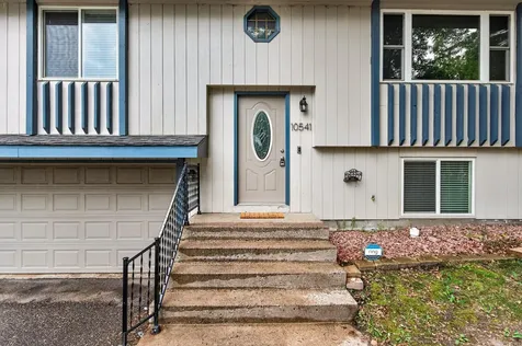10541 Unity Street NW Coon Rapids MN 55433