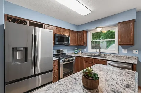 10541 Unity Street NW Coon Rapids MN 55433