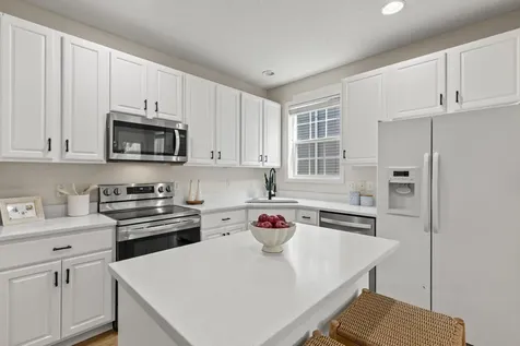 15734 Porchlight Lane Eden Prairie MN 55347