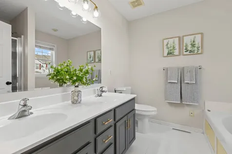 15734 Porchlight Lane Eden Prairie MN 55347