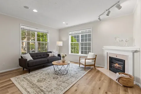 15734 Porchlight Lane Eden Prairie MN 55347