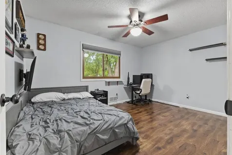 8430 Hiawatha Avenue Eden Prairie MN 55347