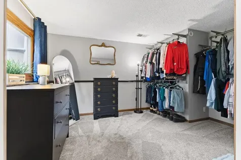 8430 Hiawatha Avenue Eden Prairie MN 55347