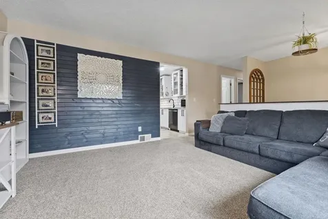 8430 Hiawatha Avenue Eden Prairie MN 55347