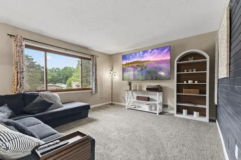 8430 Hiawatha Avenue Eden Prairie MN 55347