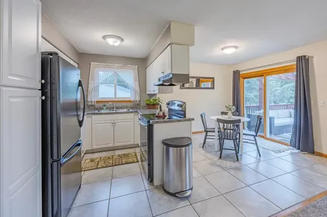 838 Jonathan Drive Apple Valley MN 55124