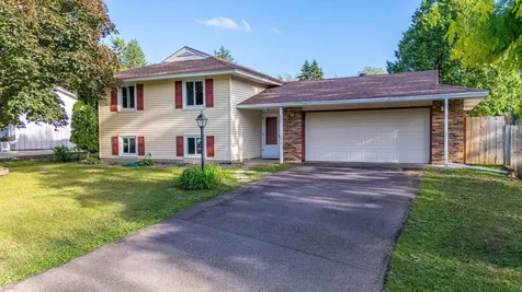838 Jonathan Drive Apple Valley MN 55124