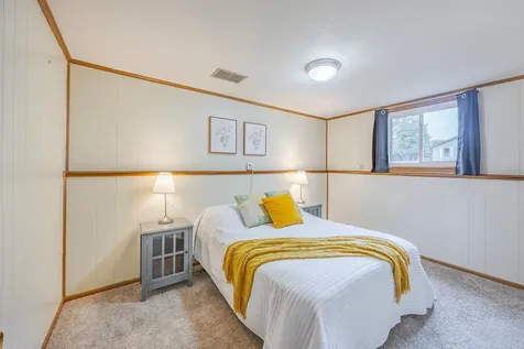 838 Jonathan Drive Apple Valley MN 55124