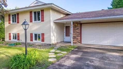 838 Jonathan Drive Apple Valley MN 55124