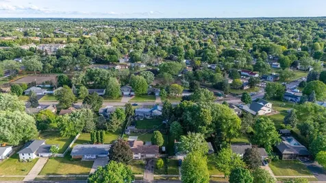 838 Jonathan Drive Apple Valley MN 55124