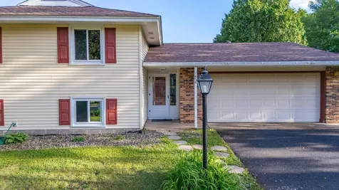 838 Jonathan Drive Apple Valley MN 55124