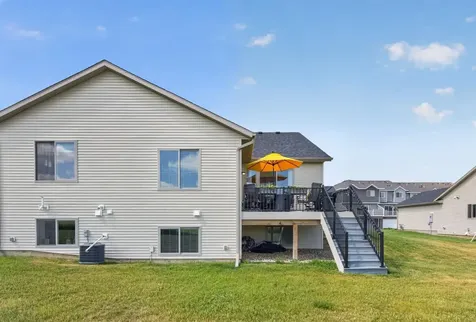 692 Shardlow Place NE Byron MN 55920