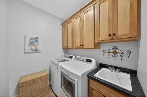692 Shardlow Place NE Byron MN 55920