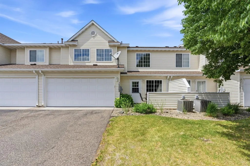 15469 Radium Street NW Anoka MN 55303