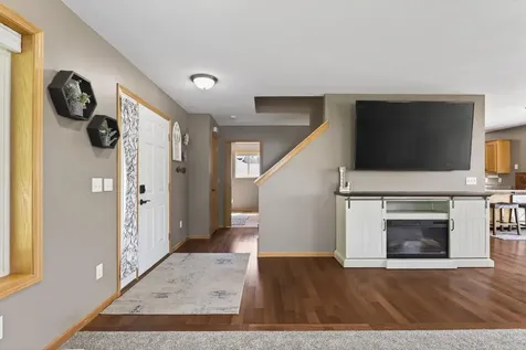 12295 63rd Street NE Albertville MN 55301