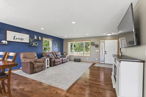 12295 63rd Street NE Albertville MN 55301