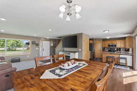 12295 63rd Street NE Albertville MN 55301
