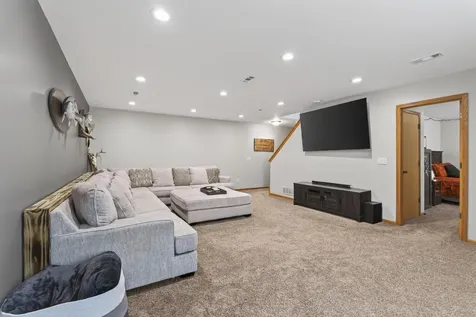 12295 63rd Street NE Albertville MN 55301