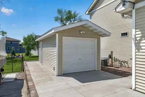 12295 63rd Street NE Albertville MN 55301
