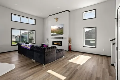 1308 Commander Drive W West Fargo ND 58078