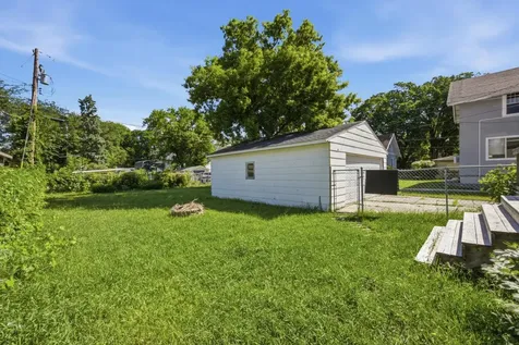 1111 8th Avenue N Fargo ND 58102