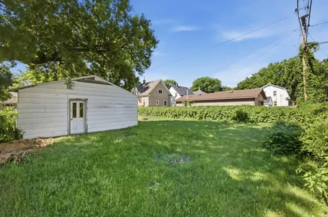 1111 8th Avenue N Fargo ND 58102