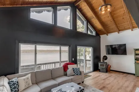 3176 Pine View Boulevard Motley MN 56466