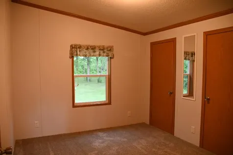 481 E River Road Motley MN 56466