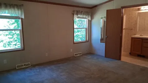 481 E River Road Motley MN 56466