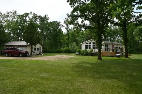 481 E River Road Motley MN 56466