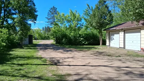 481 E River Road Motley MN 56466