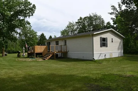 481 E River Road Motley MN 56466