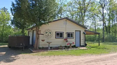 481 E River Road Motley MN 56466