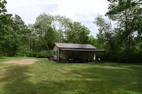 481 E River Road Motley MN 56466