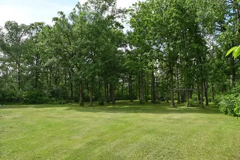481 E River Road Motley MN 56466