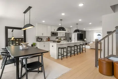 15577 Everglade Avenue Apple Valley MN 55124