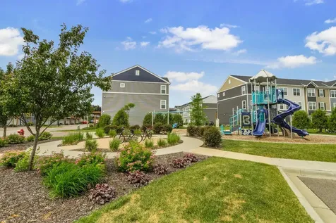 15577 Everglade Avenue Apple Valley MN 55124