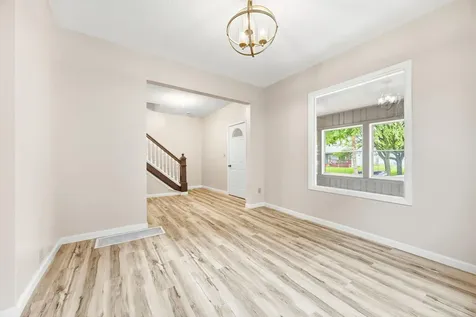 706 Oliver Avenue N Minneapolis MN 55411
