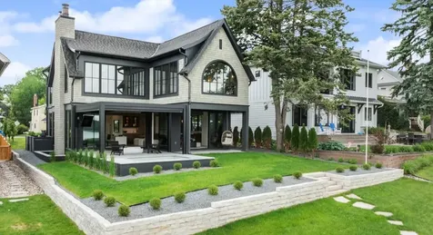 254 Lake Street Excelsior MN 55331