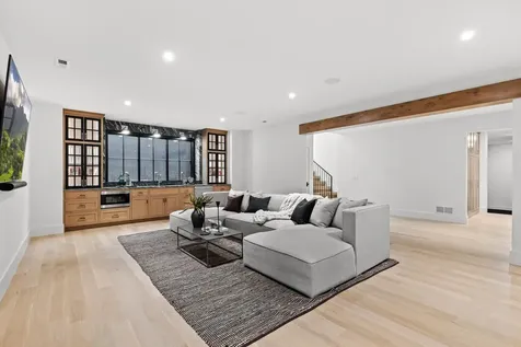 254 Lake Street Excelsior MN 55331