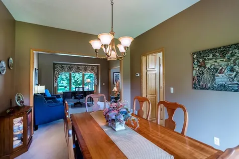 3895 Arlington Drive Woodbury MN 55129