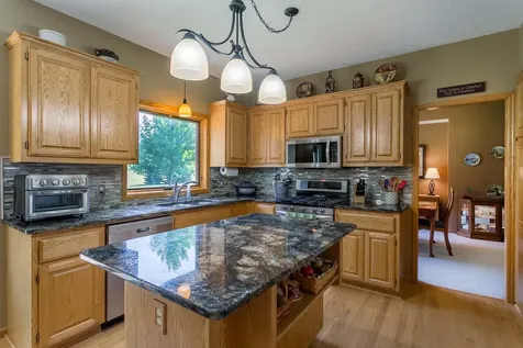 3895 Arlington Drive Woodbury MN 55129