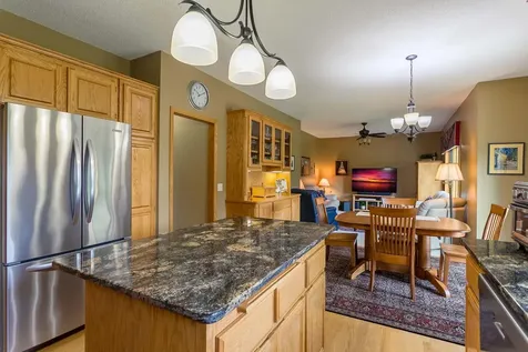 3895 Arlington Drive Woodbury MN 55129
