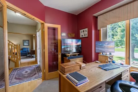 3895 Arlington Drive Woodbury MN 55129
