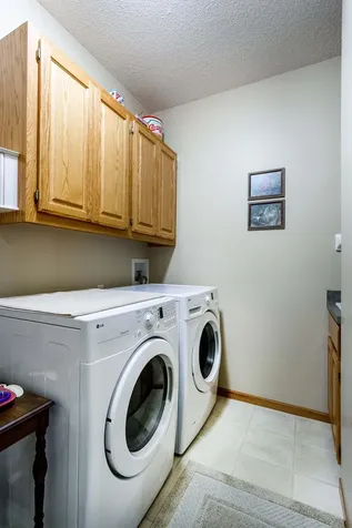3895 Arlington Drive Woodbury MN 55129