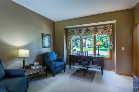 3895 Arlington Drive Woodbury MN 55129