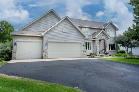 3895 Arlington Drive Woodbury MN 55129